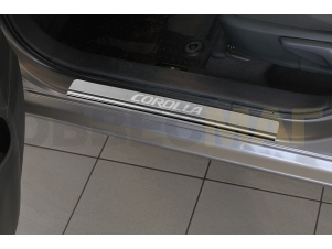 Накладки на пороги Russtal шлифованные с надписью для Toyota Corolla № TOYCR13-03