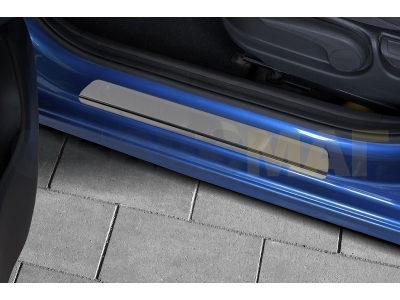 Накладки на пороги Russtal зеркальные для Datsun mi-DO 2015-2021