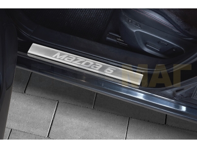 Накладки на пороги Russtal шлифованные с надписью для Mazda 6 2012-2021