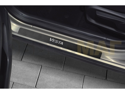 Накладки на пороги Russtal карбон с надписью для Lada Vesta 2015-2021