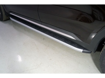 Пороги алюминиевые с пластиковой накладкой карбон серебро для Kia Sorento № KIASOR20-15SL
