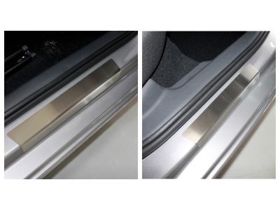 Накладки на пороги внутренние лист шлифованный 4 шт для Skoda Rapid № SKORAP20-03