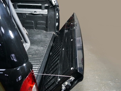 Накладка на задний борт (лист зеркальный) для Mercedes-Benz X-Class № MERXCL18-57