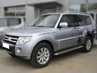 Пороги с площадкой алюминиевый лист 60 мм Технотек для Mitsubishi Pajero 4 2014-2021 МР2015_3