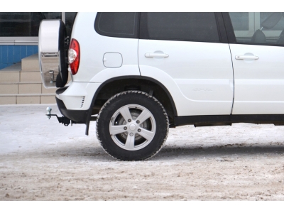 Фаркоп для Chevrolet Niva 2008-2020, Lada Niva 2020-2021, Lada Niva Travel 2021-н.в. съемное крепление шара под американский квадрат