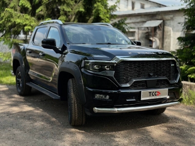 Пороги алюминиевые "Slim Line Black" 2120 мм для Foton Tunland V9 2.0 Diesel АКПП 4WD 2025-н.в.