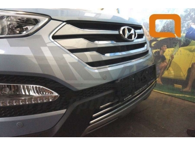 Накладка решётки переднего бампера Турция для Hyundai Santa Fe 2012-2015