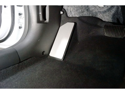 Накладка площадки левой ноги (лист алюминий 4мм) для Hyundai Creta II 2021 – н.в. HYUNCRE21-09