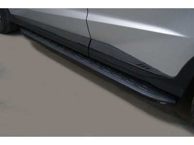 Пороги алюминиевые с пластиковой накладкой (карбон черные) 1720 мм для Jetour x70 plus 2WD 2020 – н.в.  JETX70PL23-02BL
