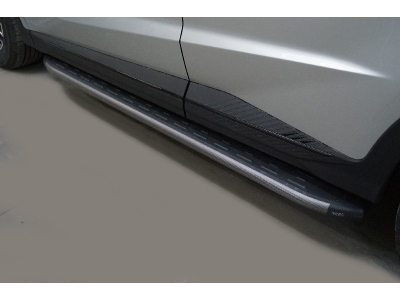 Пороги алюминиевые с пластиковой накладкой (карбон серые) 1720 мм для Jetour x70 plus 2WD 2020 – н.в.  JETX70PL23-02GR