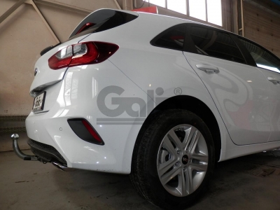 Фаркоп оцинкованный для Kia Ceed хетчбек 5 дверей (CD) diesel AdBlue 2018-н.в. быстросъемное крепление шара