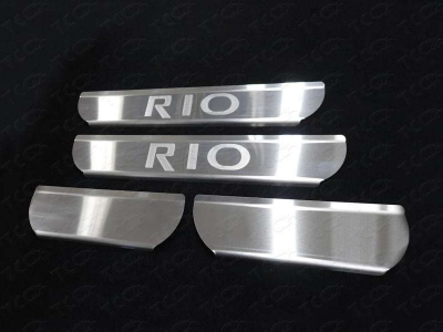 Накладки на пороги шлифованный лист надпись RIO для Kia Rio № KIARIO15-06