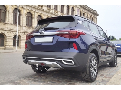 Фаркоп для Kia Seltos 2020-2022 съемное крепление шара под американский квадрат