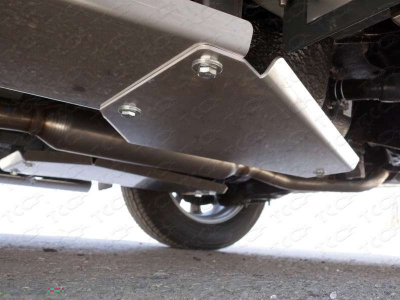 Защита левого бака ТСС алюминий 4 мм для Mazda CX-5 2015-2021