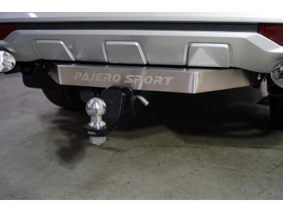 Фаркоп (надпись Pajero Sport, шар E) для Mitsubishi Pajero Sport 2021 – н.в. TCU00280