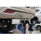 Фаркоп с нержавеющей накладкой для Mitsubishi Pajero Sport рестайлинг 2021-н.в. съемное крепление шара под американский квадрат