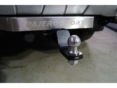 Фаркоп (надпись Pajero Sport, оцинкованный, шар E нерж.) для Mitsubishi Pajero Sport III Рестайлинг 2019 – н.в. TCU00279N