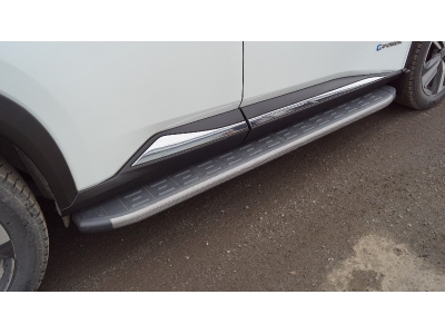 Пороги алюминиевые с пластиковой накладкой (карбон серые) 1720 мм для Nissan X-Trail 2021 — н.в. NISXTR24-04GR