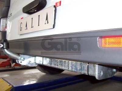 Фаркоп оцинкованный для Nissan Primastar 2002-2014, Opel Vivaro 2002-2014, Renault Trafic 2002-2014 быстросъемное крепление шара