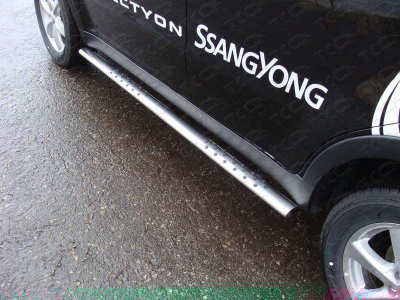 Пороги труба овальная с проступью 75х42 мм для SsangYong Actyon № SSANACT11-04
