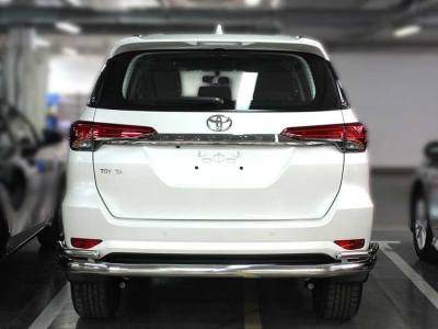 Защита заднего бампера "Волна" d-76+43 для Toyota Fortuner 2020-н.в.