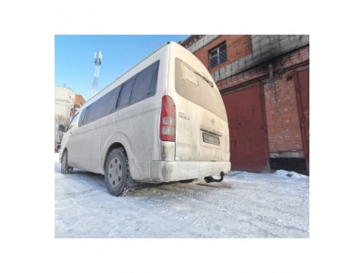 Фаркоп для Toyota Hiace H200 2004-2017, Toyota Regius Ace широкий кузов левый и правый руль 2005-2020 крепление шара на двух болтах
