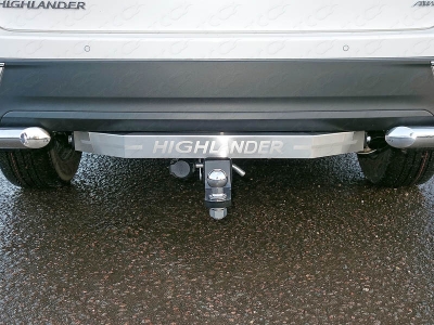 Фаркоп (надпись Highlander, шар E) ТСС для Toyota Highlander 2017-2020