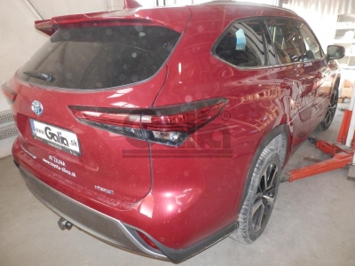 Полностью ОЦИНКОВАННЫЙ фаркоп для Toyota Highlander 2021-н.в.