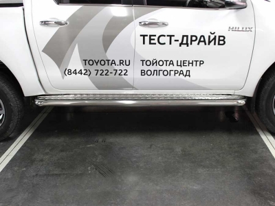 Пороги с листом d-60 для Toyota Hilux 2020 – н.в.