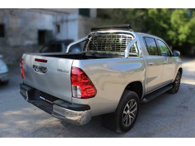 Защита стекла в кузов из нержавеющей стали для Toyota Hilux 2020 – н.в.
