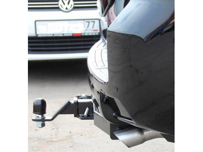 Фаркоп с хромированной накладкой для Toyota Land Cruiser Prado 2010-2023, Toyota Land Cruiser Prado 120 2002-2010 (3 точки крепления) съемное крепление шара под американский квадрат