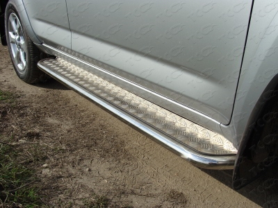 Пороги с площадкой алюминиевый лист 42 мм для Toyota RAV4 Длинная база № TOYRAVLONG10-02
