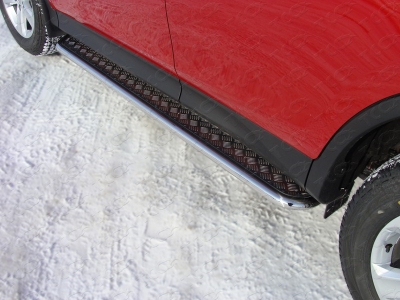 Пороги с площадкой алюминиевый лист 42 мм ТСС для Toyota RAV4 2013-2015
