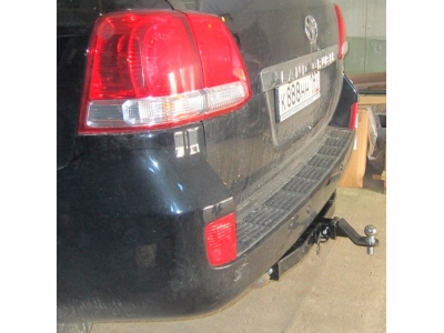 Фаркоп для Toyota Land Cruiser 200 2008-2021, Lexus LX 2008-2022 съемное крепление шара под американский квадрат
