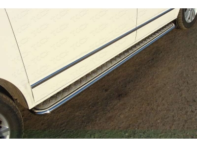 Пороги с площадкой алюминиевый лист 42 мм ТСС для Volkswagen Multivan T6 2015-2021