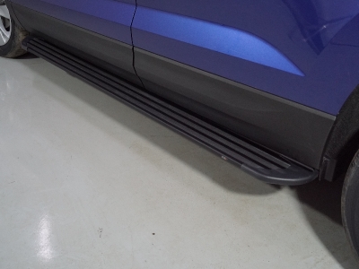 Пороги алюминиевые "Slim Line Black" 1780 мм для Volkswagen Taos 2020 – н.в. VWTAO21-27B
