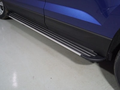 Пороги алюминиевые "Slim Line Silver" 1780 мм для Volkswagen Taos 2020 – н.в. VWTAO21-27S