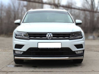 Защита переднего бампера радиусная одинарная d-53(кроме Off Road) для Volkswagen Tiguan 2016 – н.в.