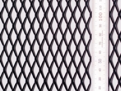 Сетка просечновытяжная черная 25x100 сота 25 мм № R25 100x25 Black