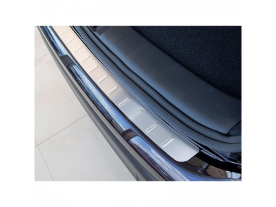 Накладка на задний бампер прямая матовая на хетчбек Alu-Frost для Mazda 3 2013-2018