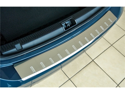Накладка на задний бампер с загибом зеркальная Alu-Frost для Chevrolet Aveo 2012-2015