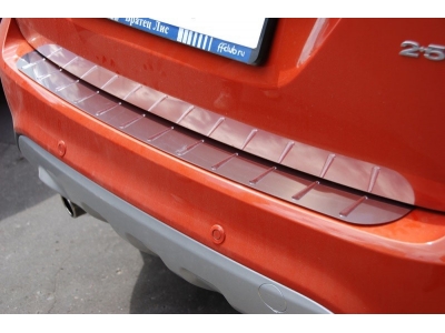 Накладка на задний бампер с силиконом на универсал Alu-Frost для Hyundai i40 2011-2019