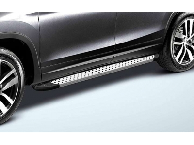Пороги алюминиевые Slitkoff Standart Silver 1800 серебристые для Toyota Fortuner 2017-2021