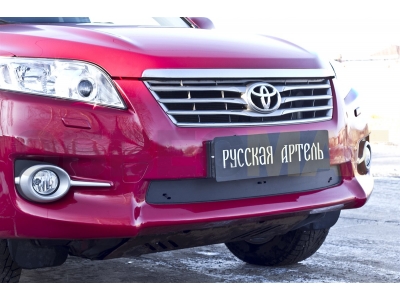 Зимняя заглушка решетки переднего бампера Русская артель для Toyota RAV4 2010-2013
