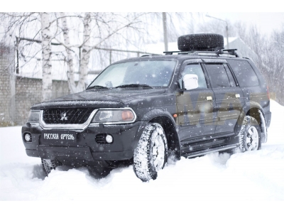Зимняя заглушка решетки переднего бампера Русская артель для Mitsubishi Pajero Sport 1998-2004