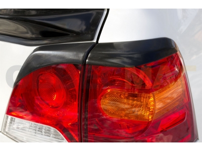Накладки на задние фонари (реснички) для Toyota Land Cruiser 200 № RET-101200