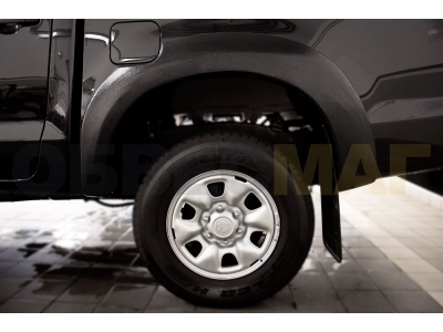 Расширитель колесных арок с выносом 25 мм задний левый глянец для Toyota Hilux № RT-061040