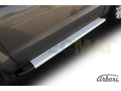 Пороги алюминиевые Arbori Optima Silver серебристые для Volkswagen Amarok 2010-2021