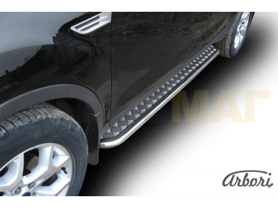 Пороги с площадкой алюминиевый лист 42 мм Arbori для Ford Kuga 2008-2013