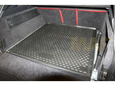 Коврик в багажник с рейлингами полиуретан 1 штука Element для Land Rover Range Rover 2015-2021